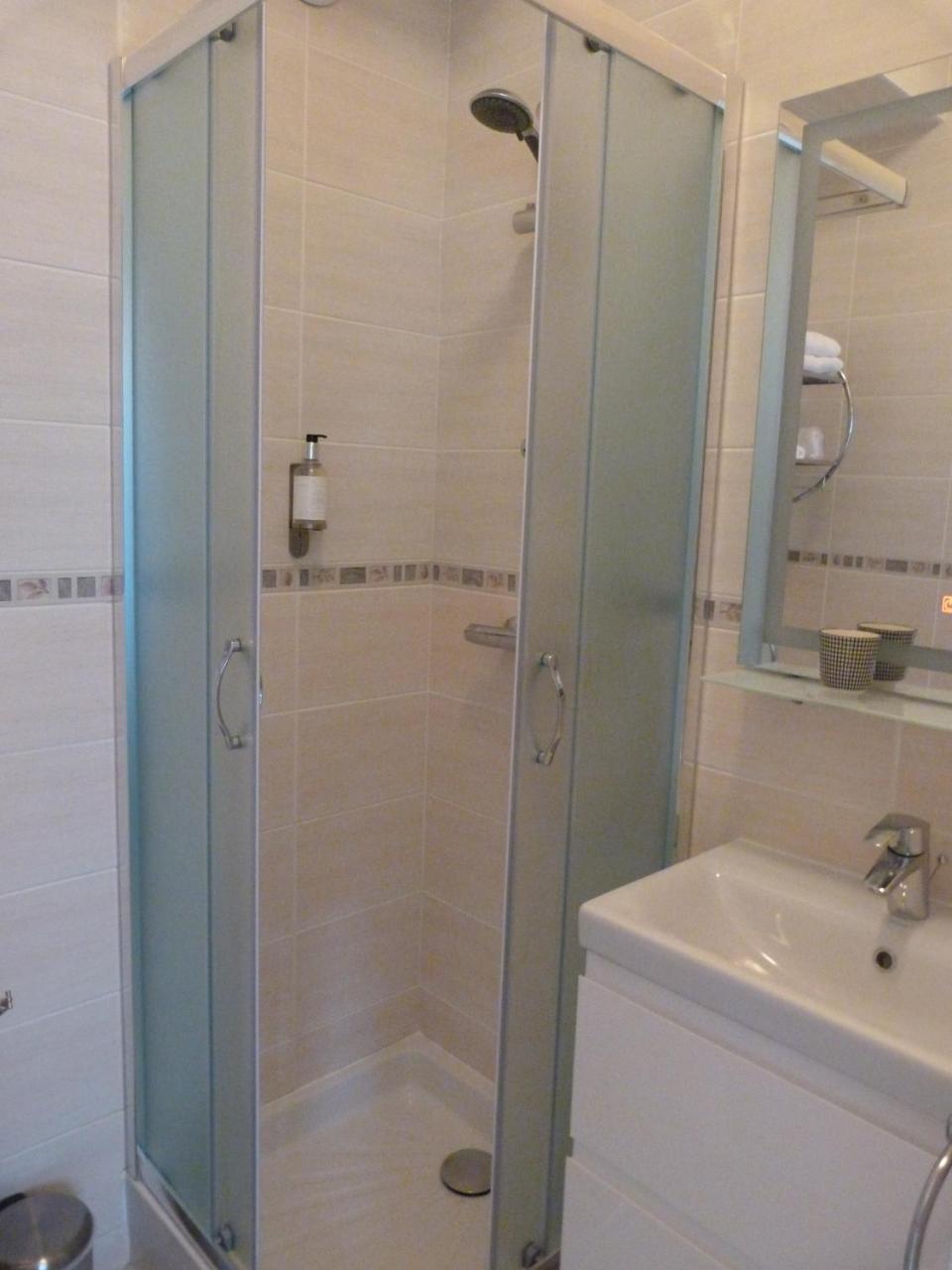 Hotel Le Bretagne Vannes Ngoại thất bức ảnh